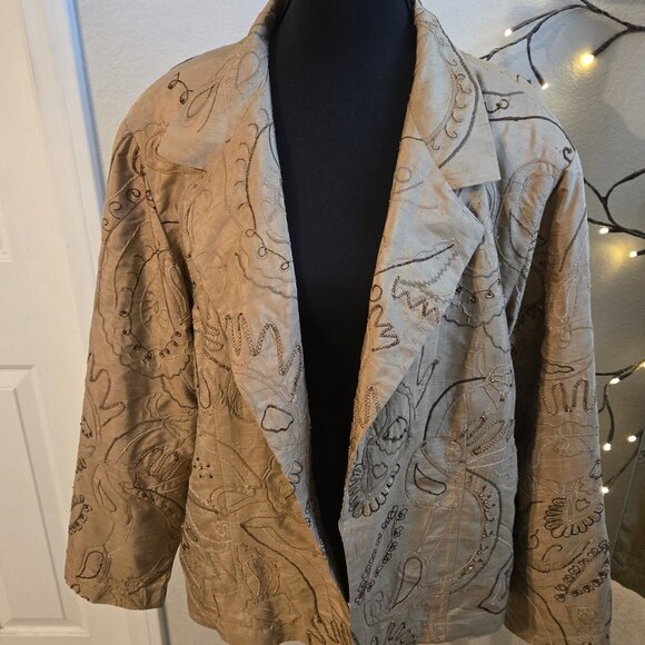 Chico's Jackets & Blazers - Chico's Gold/Tan Light Weight Jacket/Blazer w/Shoulder Pads- No size tag- EUC